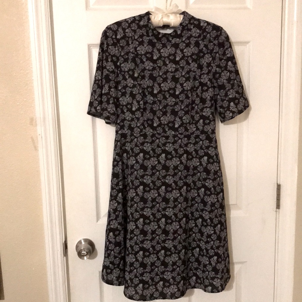 H&M Print dress size 8